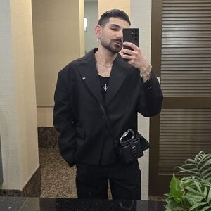 Meet your Posher, Arad